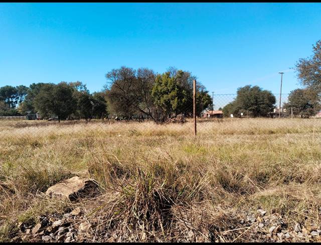 1,123M² VACANT LAND FOR SALE IN RIVERSDALE